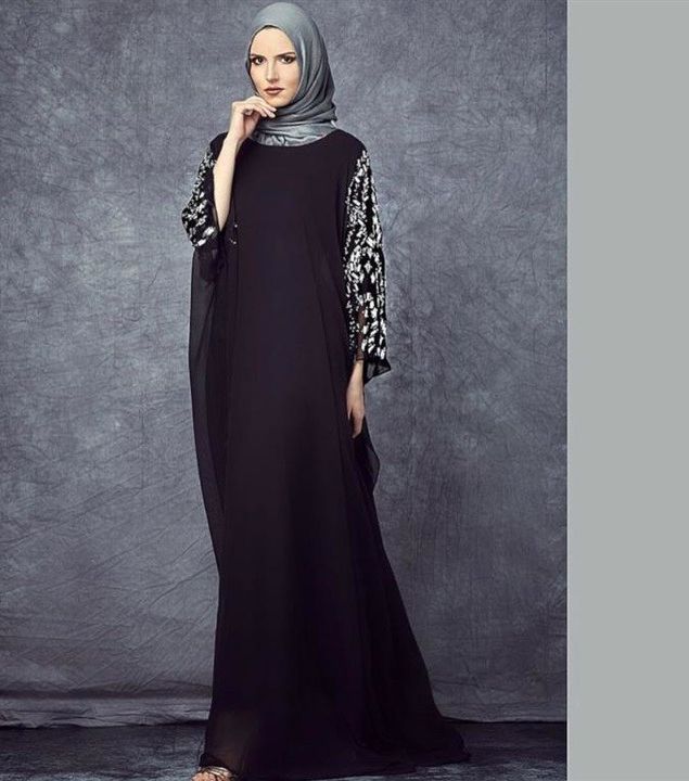 صور موديلات عبايات سوداء للتفصيل