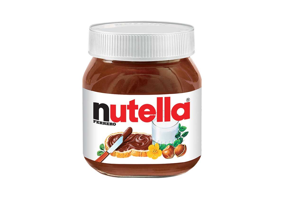 ياسمينة تقابل ديديير لافينور المدير العام الإقليمي لـ Ferrero Gulf في المنطقة