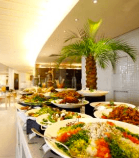 مطعم أزور في فندق Ruffles