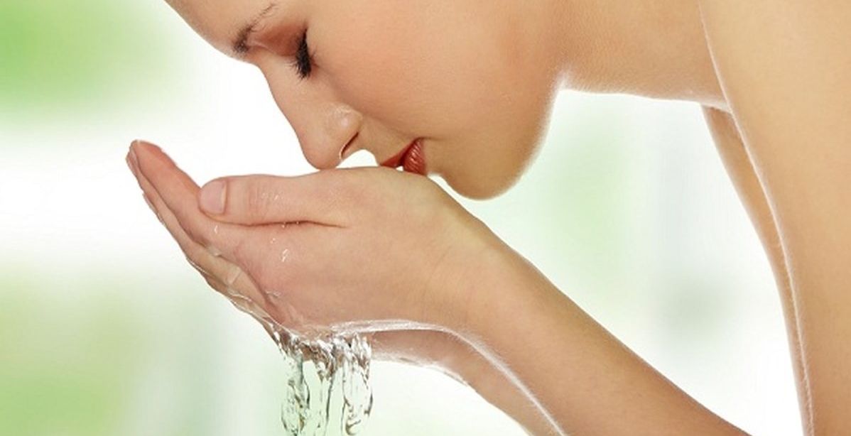 ابرز خطوات تنظيف البشرة