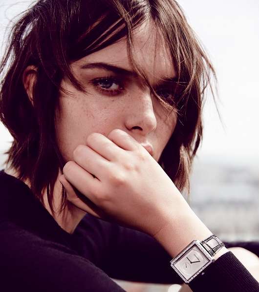 لاطلالة انيقة باسلوب رجالي، اليك ساعة CHANEL Première BOY