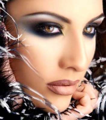 أسلوب دخاني في المكياج الخليجي