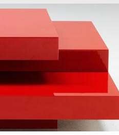 طاولة متشعّبة الأطراف من IDdesign