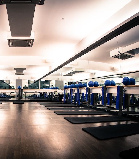 فلاي بار FlyBarre