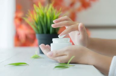 مرهم لعلاج الزوائد الجلدية