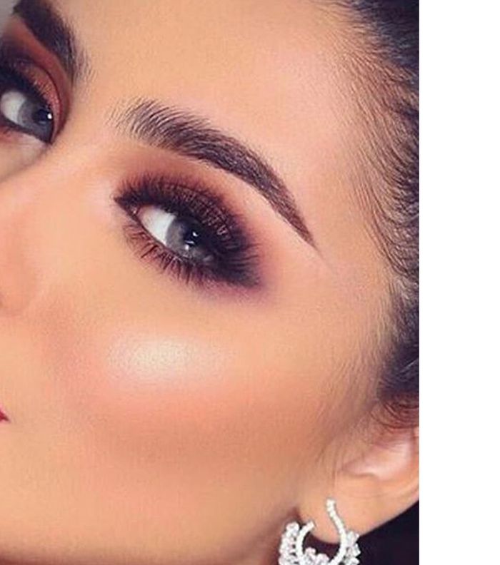 مكياج بسيط للافراح
