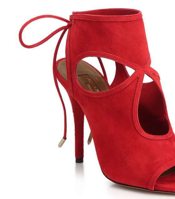 حذاء مميز بقصة الـ Cut out من Aquazzura لصيف 2016