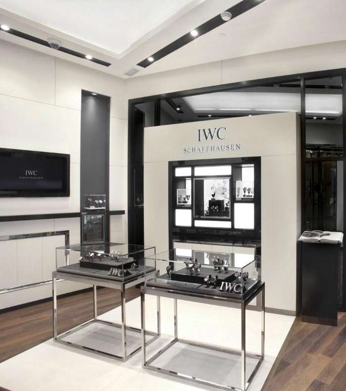  IWC SCHAFFHAUSENتدشّن بوتيكها في أبو ظبي 