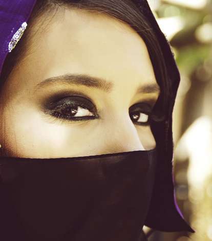 ماكياج العيون الدخانيّة