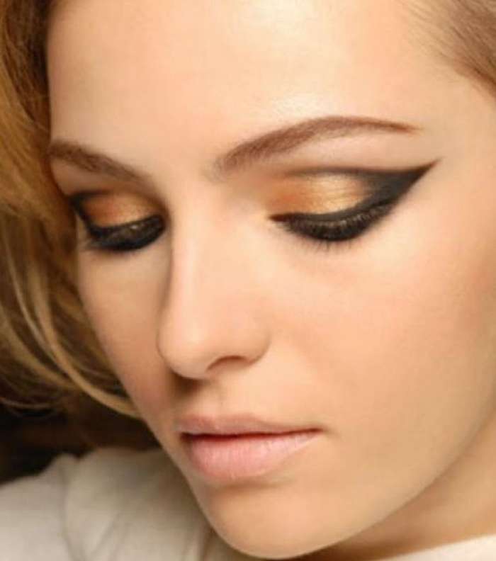 صور افضل مكياج ذهبي