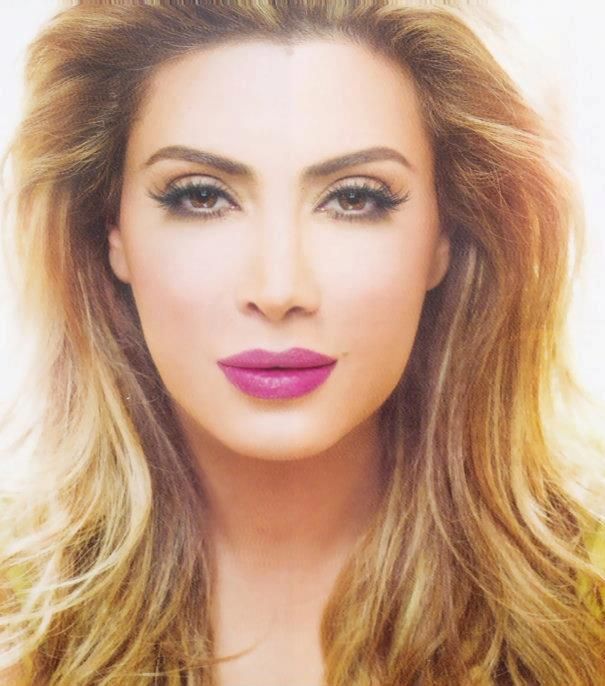 الفوشيا تزيّن شفاه نوال الزغبي