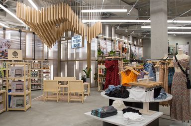 لقاء مميّز لياسمينة مع الرئيس العالمي لشركة Urban Outfitters ستيفان لبان