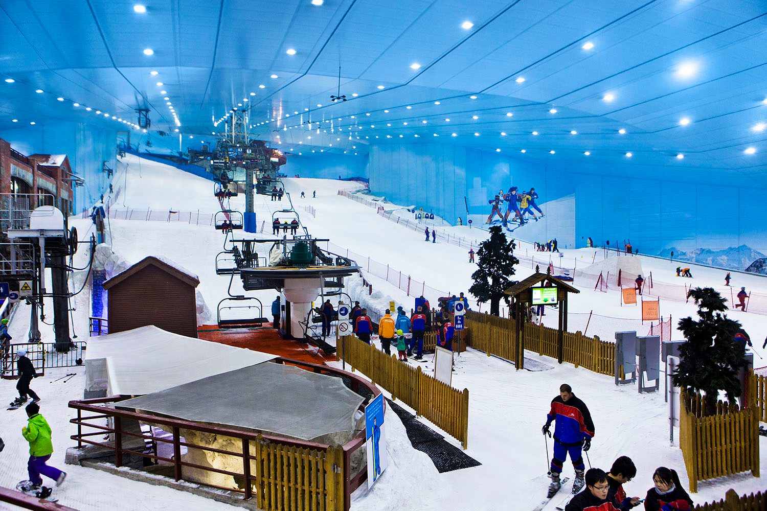 التزلج في Ski Dubai في مول الإمارات