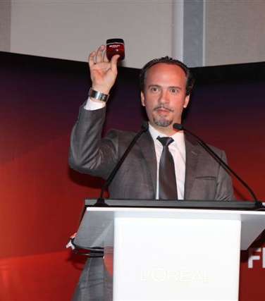 Laurent Duffier يعلن Refitalift Laserx3
