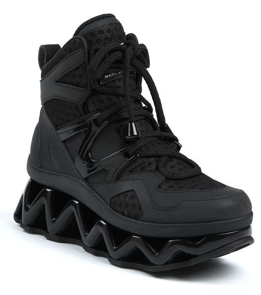 موضة أحذية الـ Motocross من Marc by Marc Jacobs 