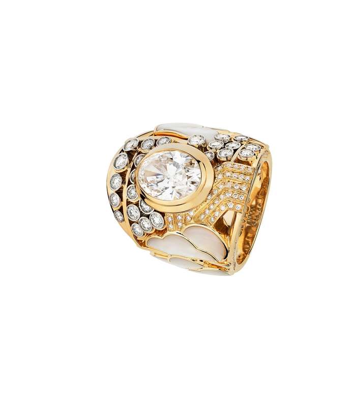 خاتم رائع من CHANEL من مجموعة Coromandel