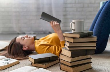 كتب لكتابات عربيات لدعم المراة