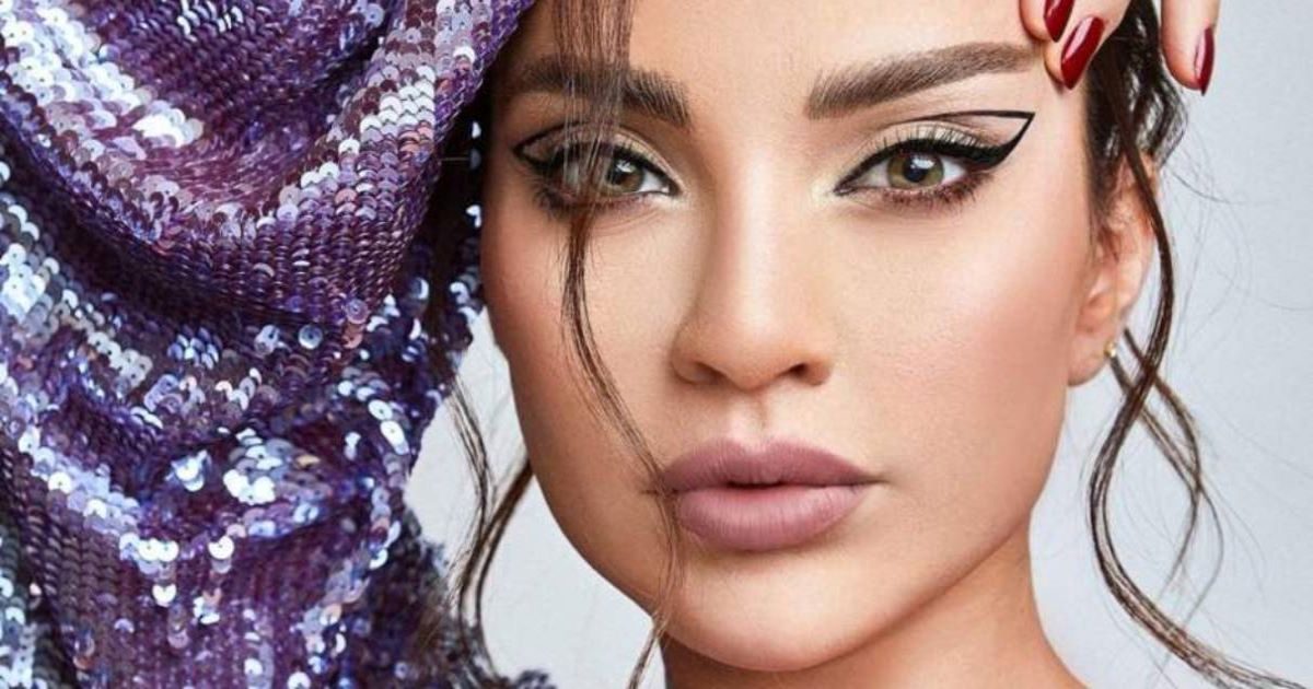 رسمة الأيلاينر الجرافيكي