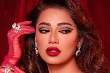 صيحات مكياج جعلت الفنانات العربيات الاروع هذا العام