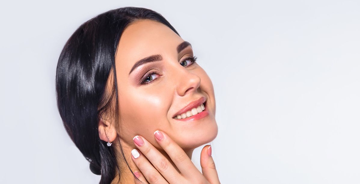 ازالة الدهون من الوجه بطرق طبية ومنزلية